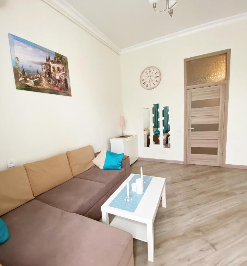 אודסה Apartment Bunina 8 מראה חיצוני תמונה