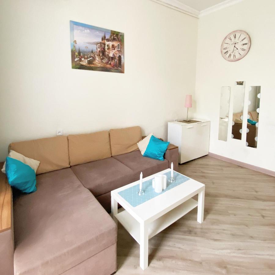 אודסה Apartment Bunina 8 מראה חיצוני תמונה