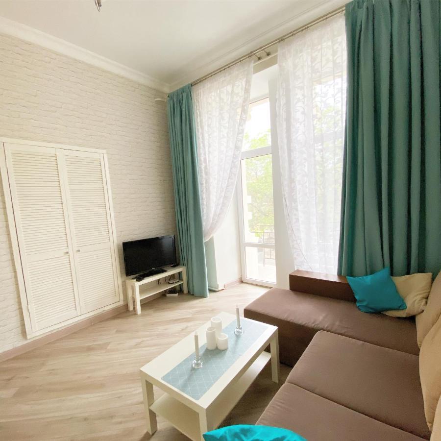 אודסה Apartment Bunina 8 מראה חיצוני תמונה